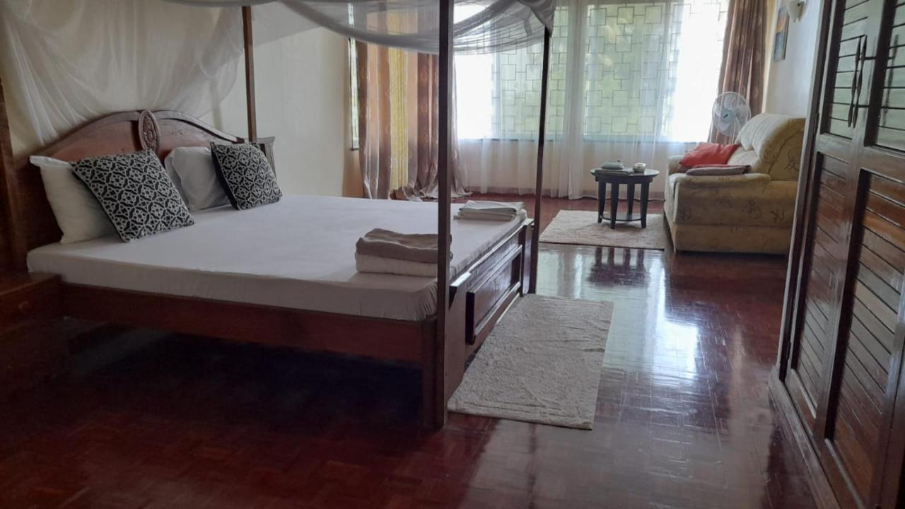 Ary Homestay Nyali- A Walk Away From City Mall Mombasa Kültér fotó